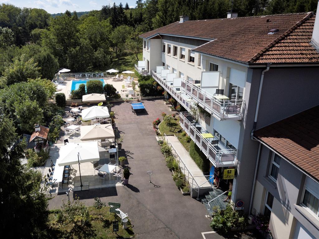 Logis Hotel Maison Carree Restaurant O Carre Dart Mereville  Екстер'єр фото